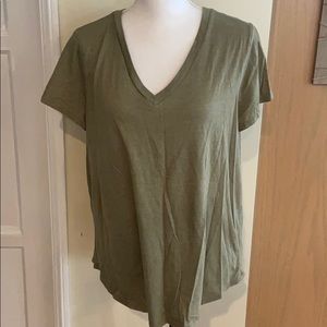 Mossimo green v neck T-shirt xl